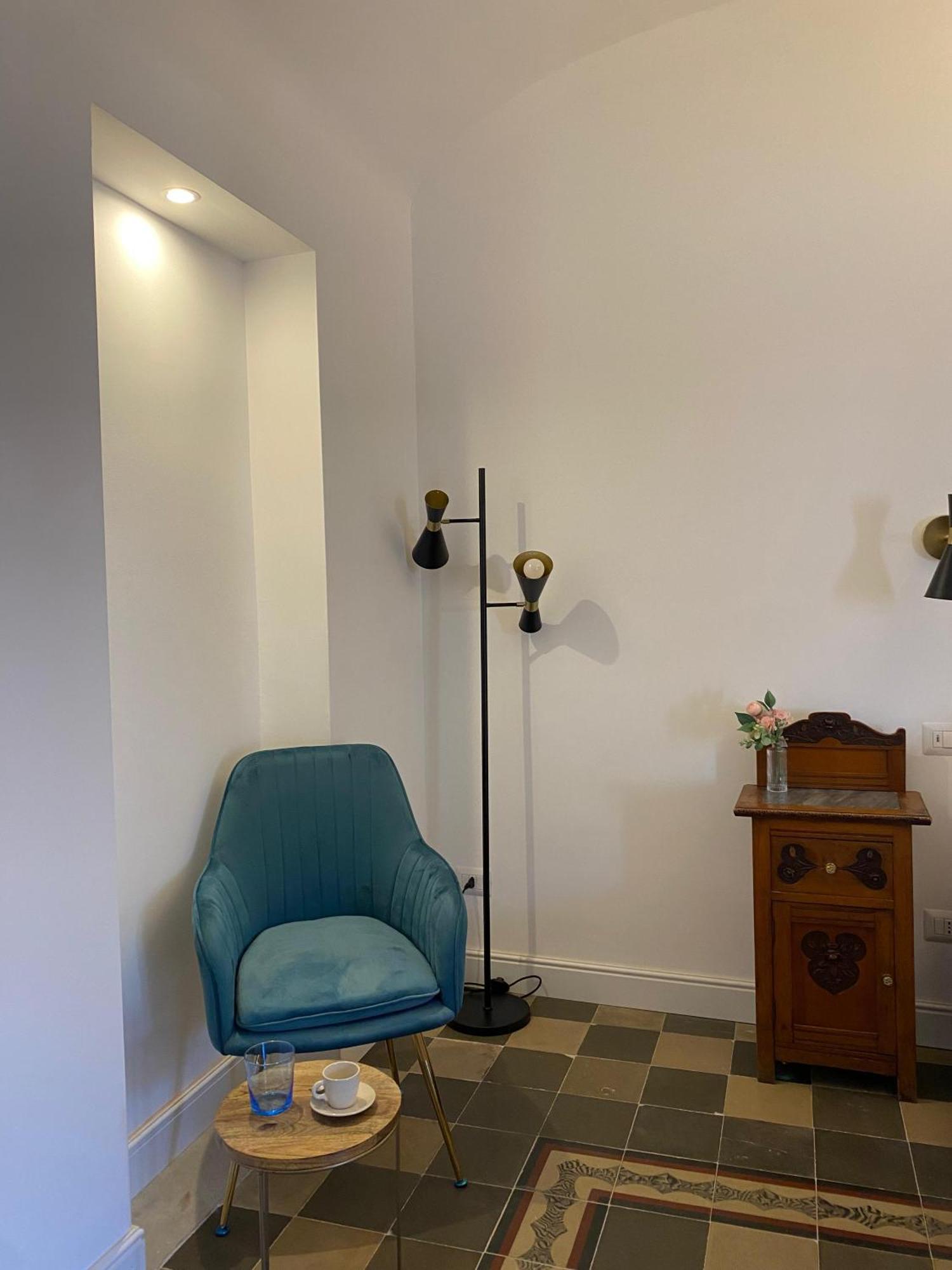 Dimora Dei Minoriti Bed & Breakfast Catania Exterior photo