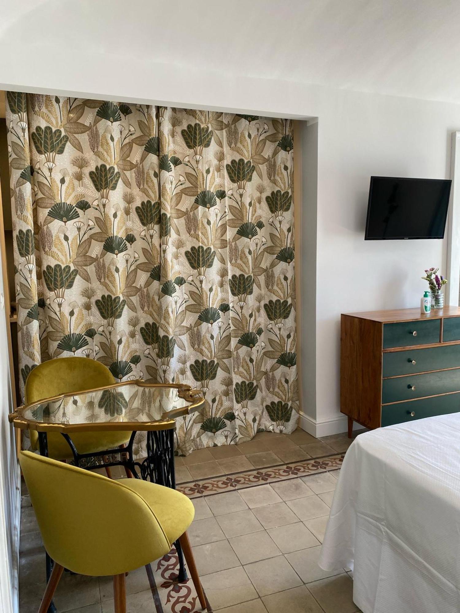 Dimora Dei Minoriti Bed & Breakfast Catania Exterior photo