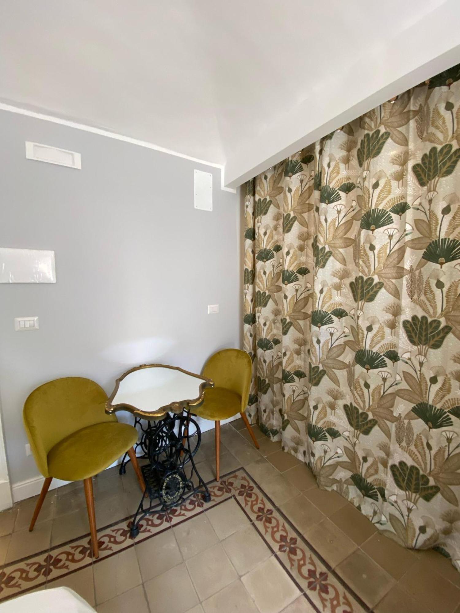 Dimora Dei Minoriti Bed & Breakfast Catania Exterior photo