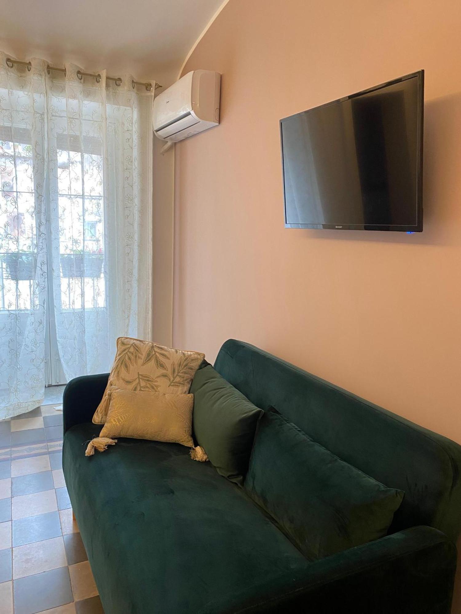 Dimora Dei Minoriti Bed & Breakfast Catania Exterior photo